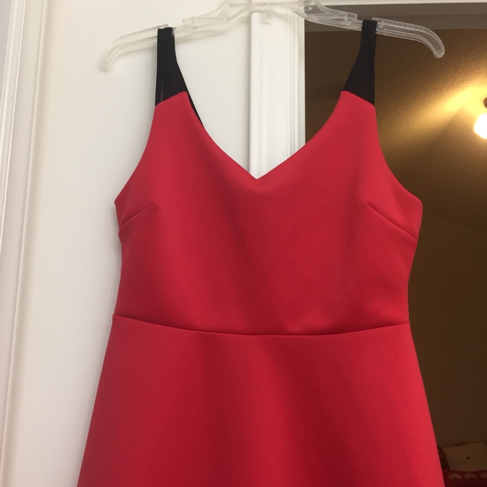Red Dress 👗 - Picture 3 of 5